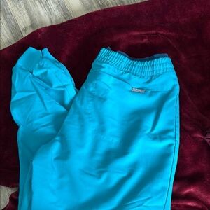 Figs Women's Track Pants in Teal